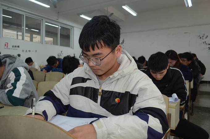 太阳成集团tyc234cc